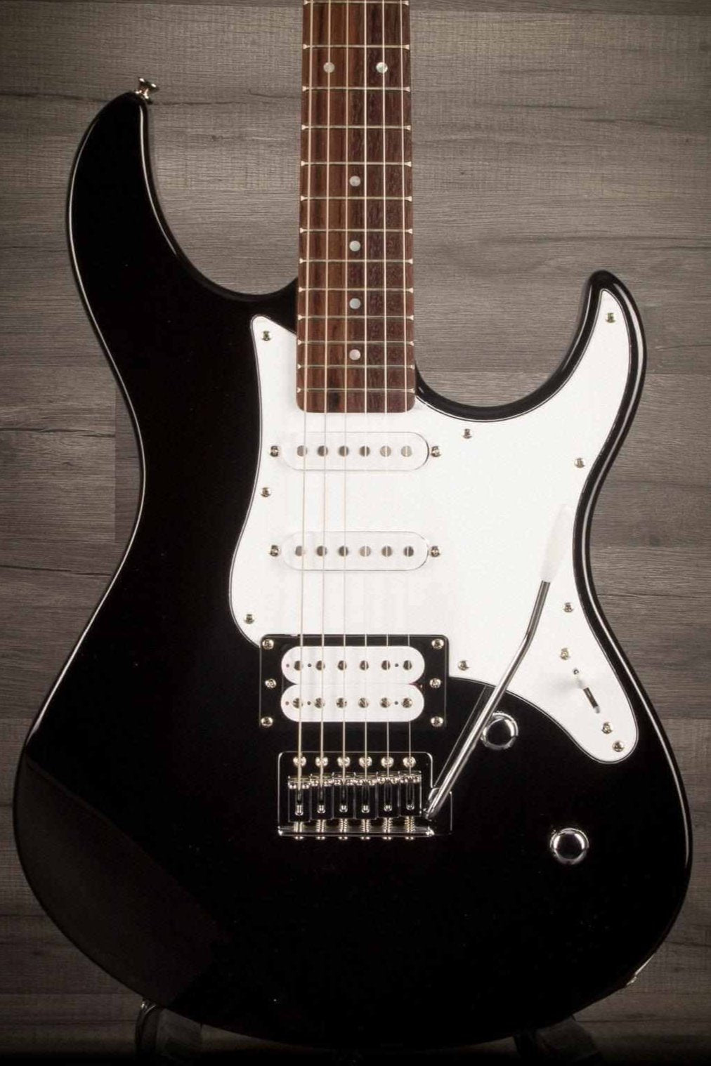 Yamaha Electric Guitar Yamaha Pacifica 112V Electric Guitar - Black