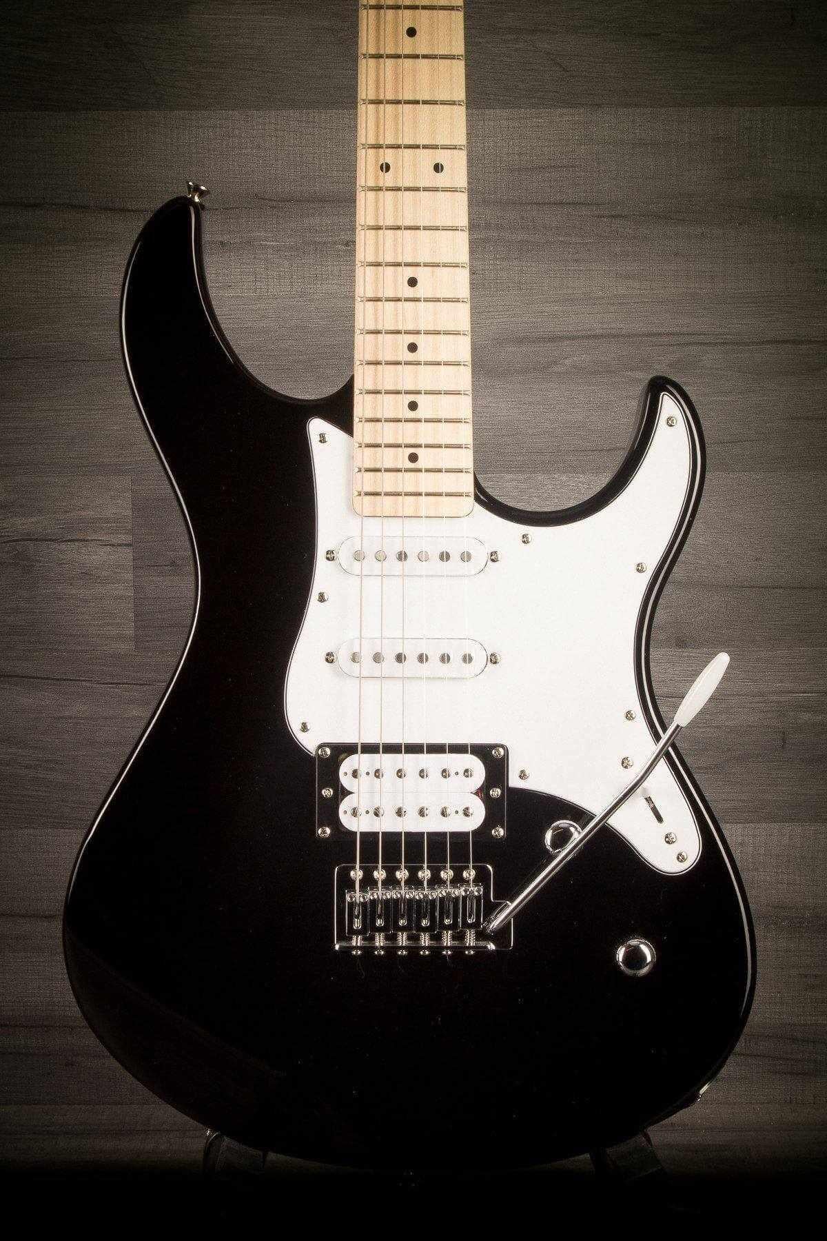 Yamaha Pacifica 112VM Electric Guitar Maple finger board - Black