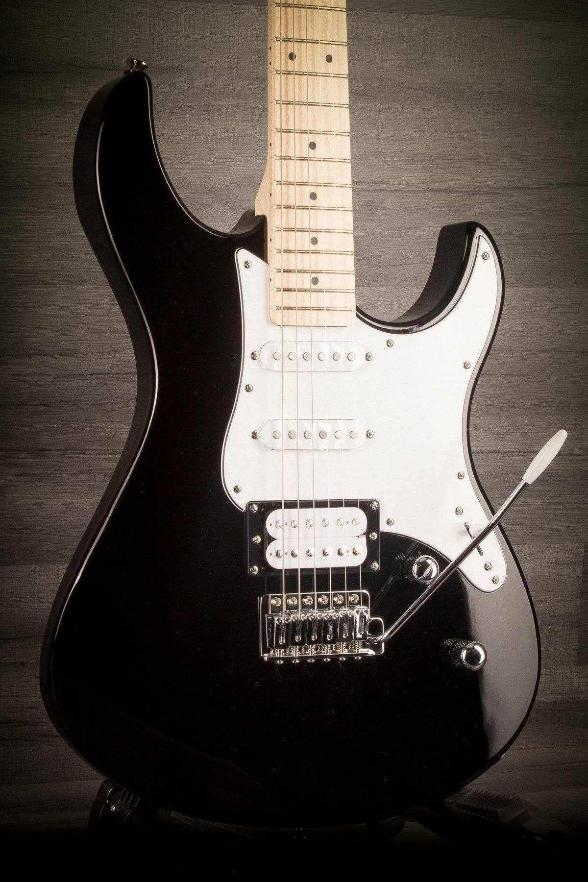 Yamaha Pacifica 112VM Electric Guitar Maple finger board - Black