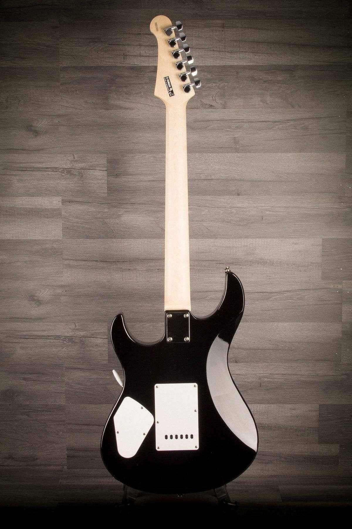 Yamaha Pacifica 112VM Electric Guitar Maple finger board - Black