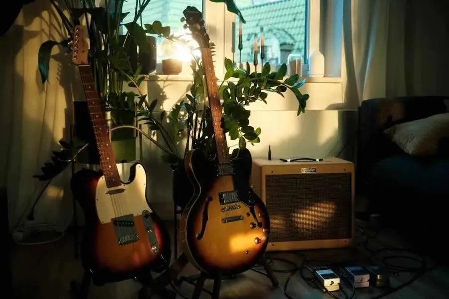 electric guitar and amp for beginners hero header image