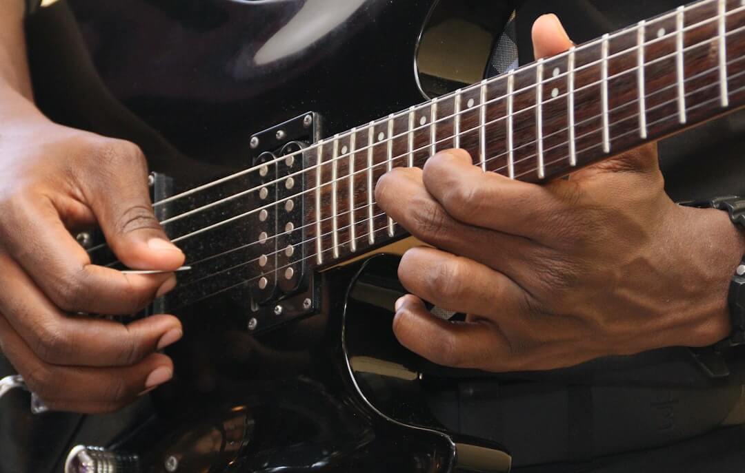 Why the Yamaha Pacifica 112V is the UK's Best-Selling Beginner Guitar hero header image