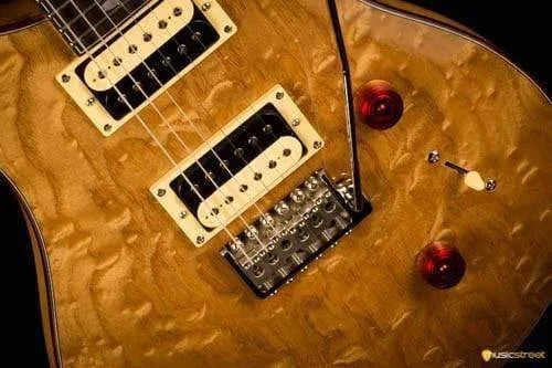 PRS Guitars UK: Explore the Collection at MusicStreet