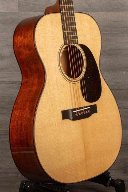 Martin 000-18 Modern Deluxe Acoustic guitar