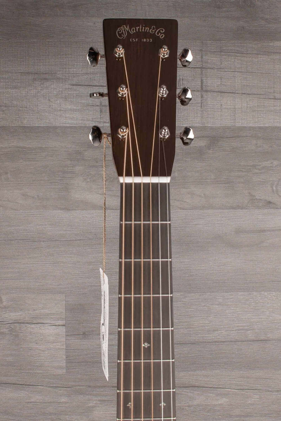 USED - Martin 000-28EC Sunburst Acoustic guitar