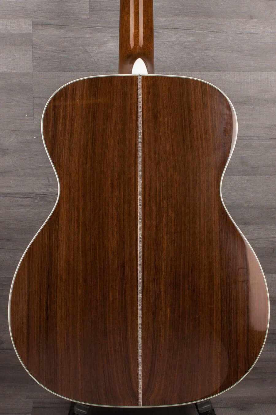 USED - Martin 000-28EC Sunburst Acoustic guitar