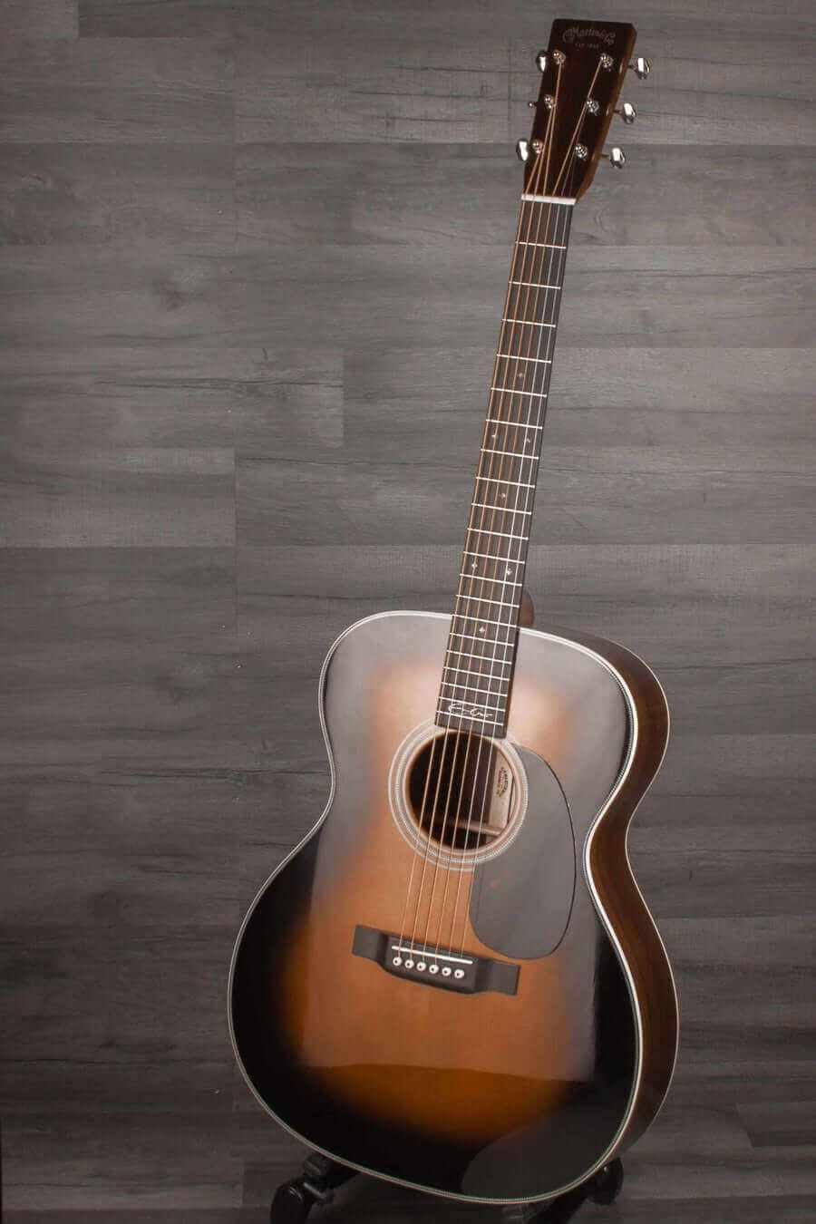 USED - Martin 000-28EC Sunburst Acoustic guitar