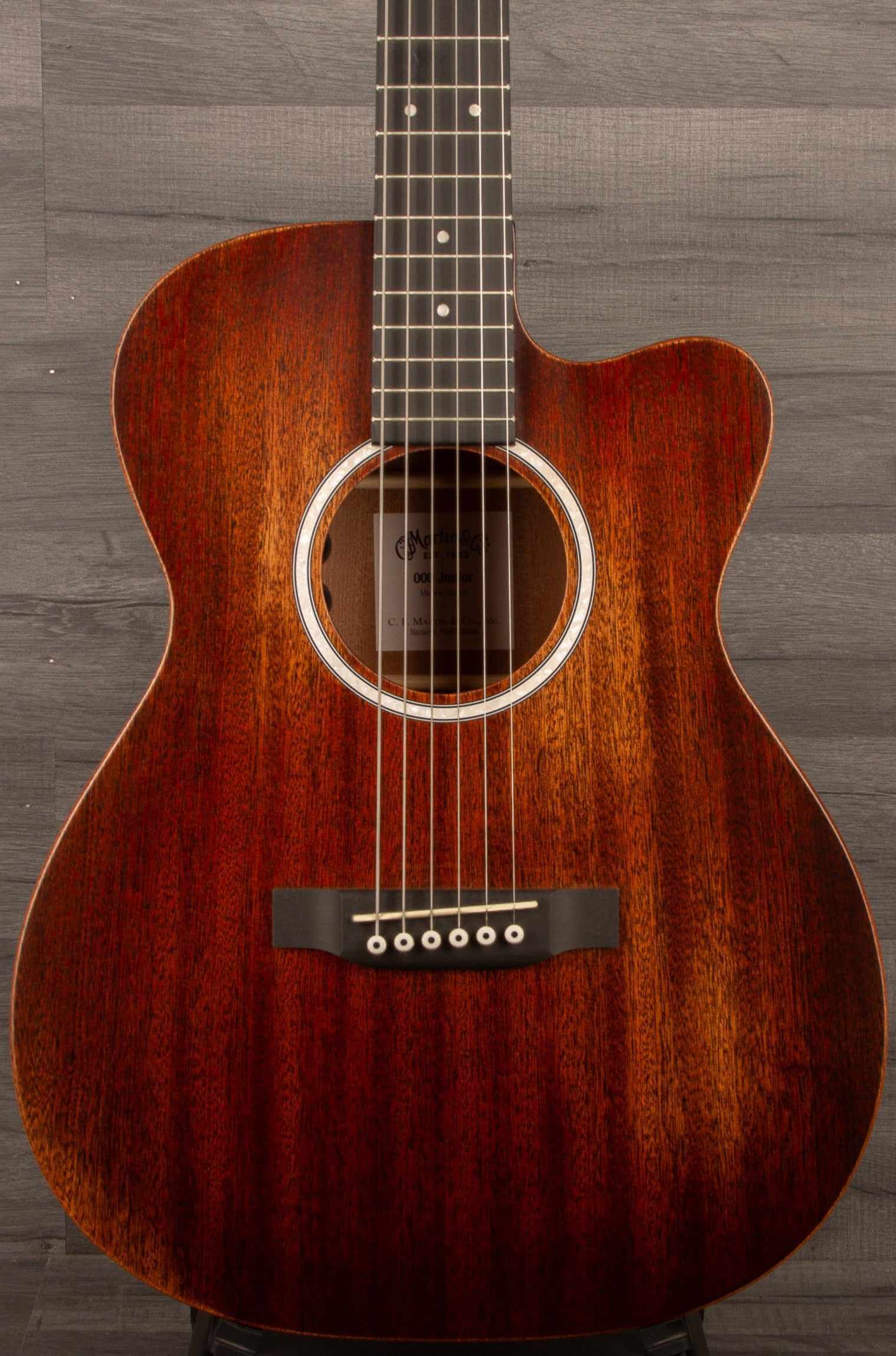 Martin 000C-JR-10 Streetmaster - Acoustic Guitar