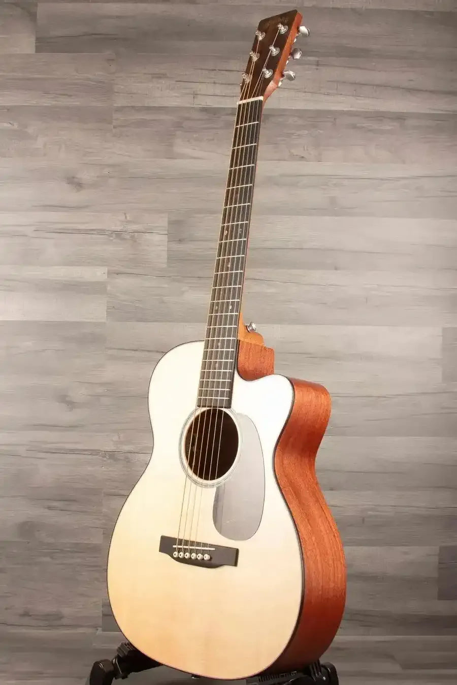 Martin - 000CJrE Electro Acoustic guitar - MusicStreet