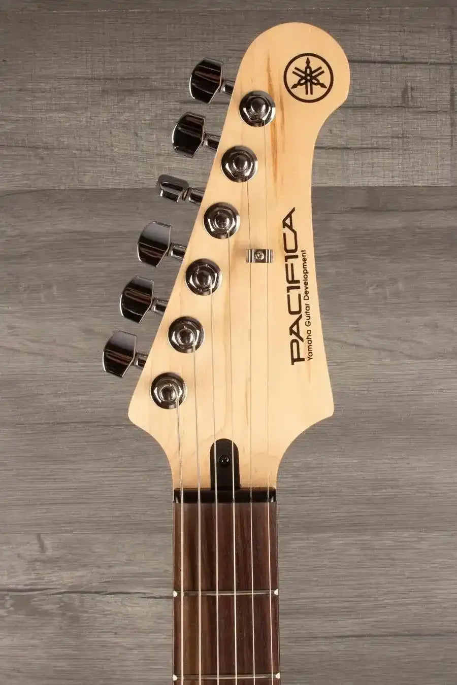 Yamaha Pacifica 120HVW - MusicStreet