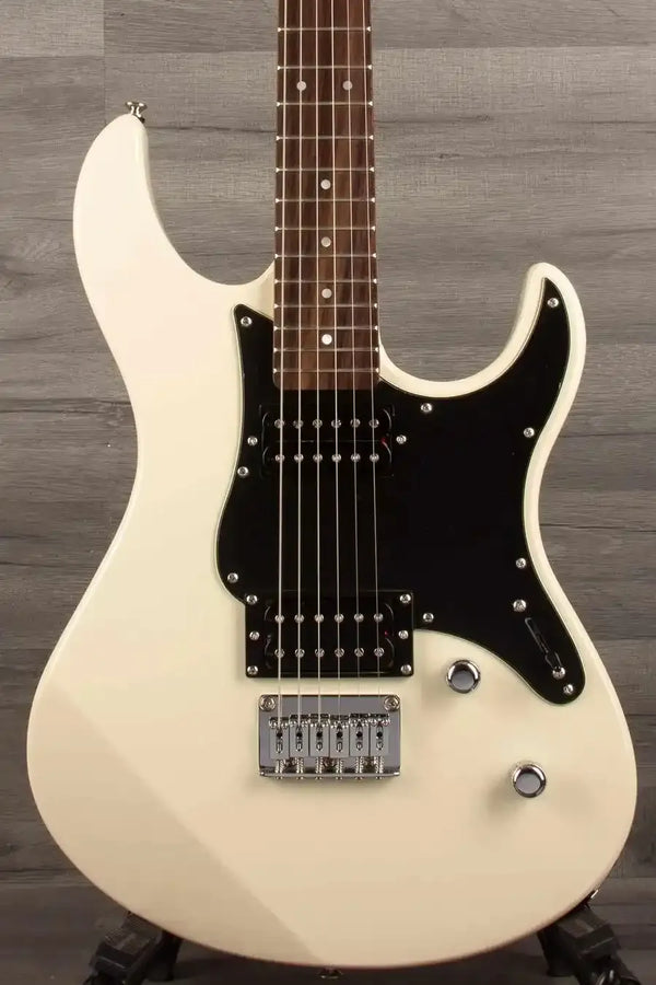 Yamaha Pacifica 120HVW - MusicStreet
