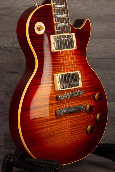 USED - Gibson 1988 Les Paul Pre Historic '59 with flame top and original case.