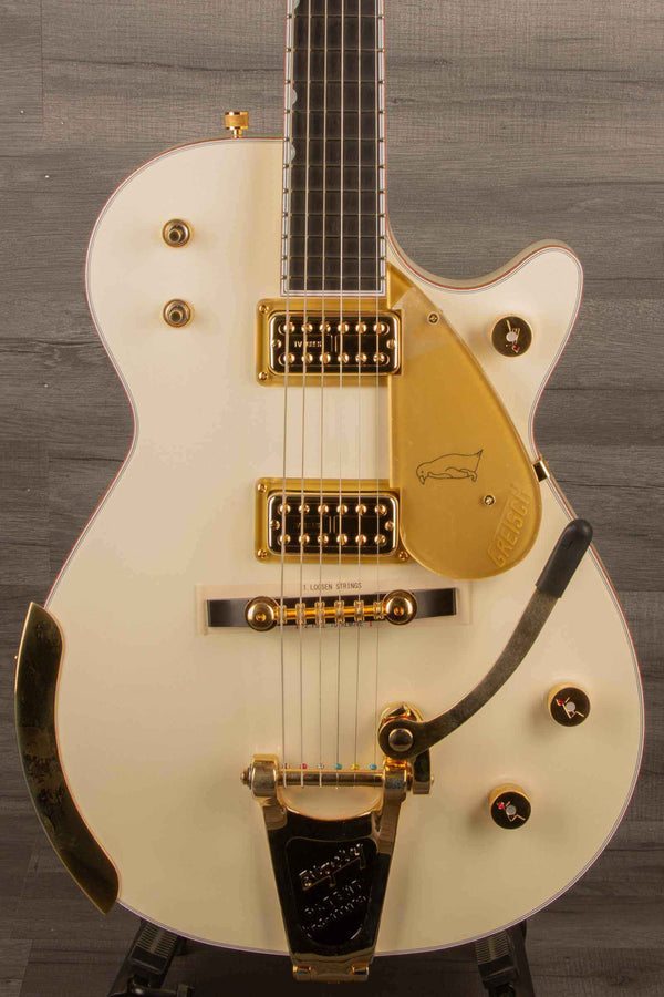 Gretsch G6134T-58 Vintage Select ’58 Penguin™ with Bigsby®, TV Jones®, Vintage White | MusicStreet