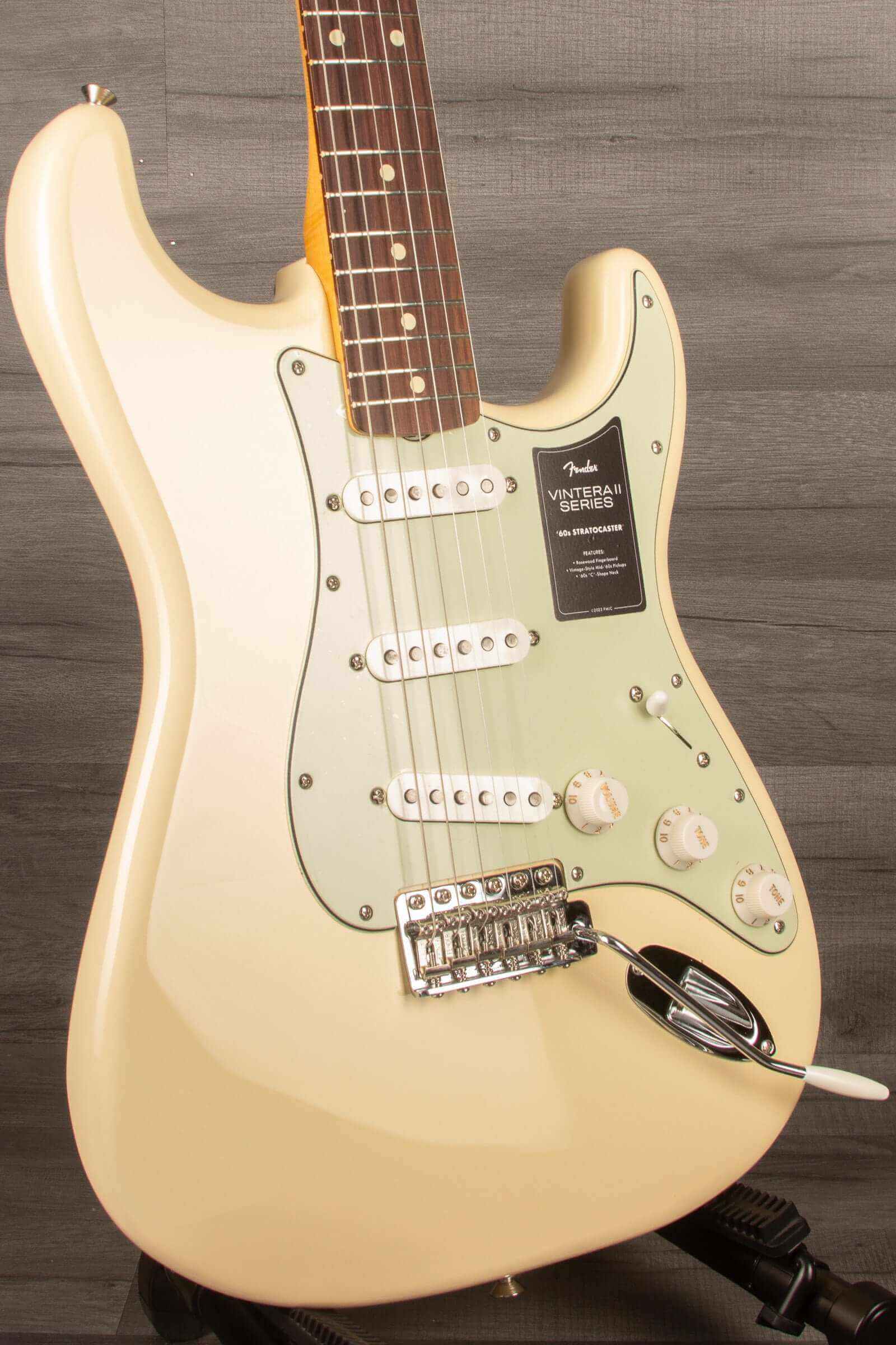 Fender Vintera® II '60s Stratocaster®, Rosewood Fingerboard RW, Olympic White