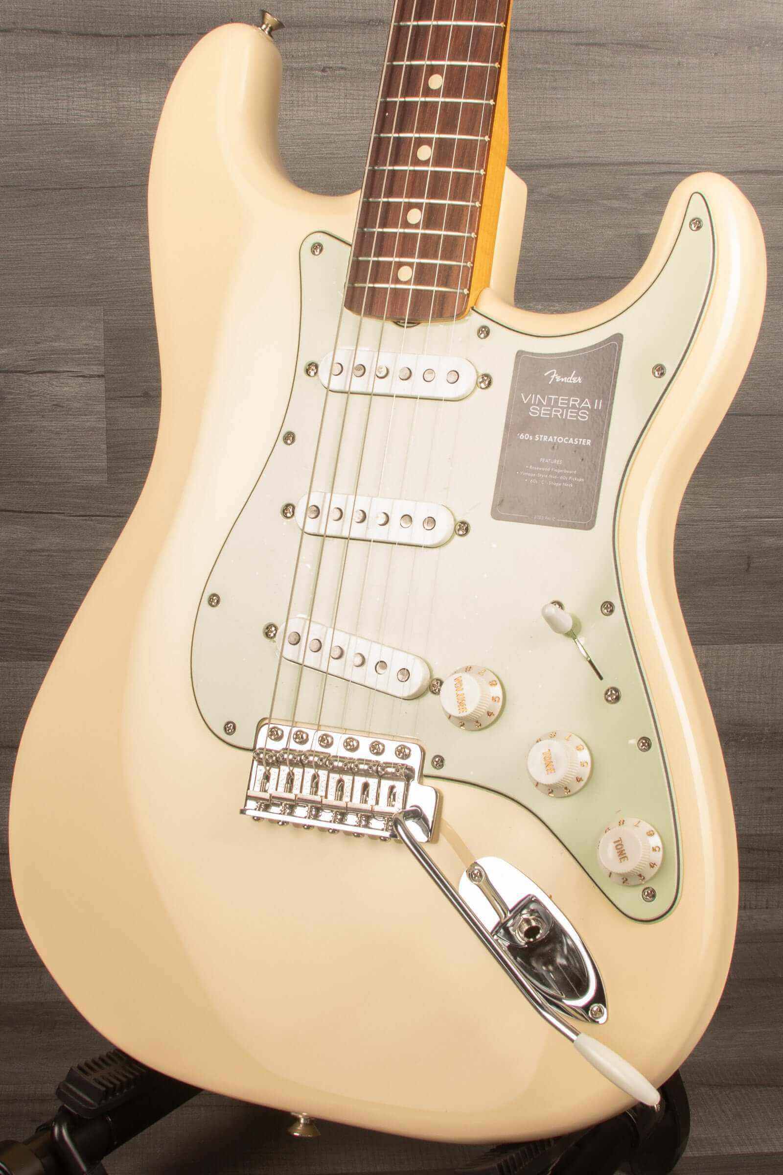 Fender Vintera® II '60s Stratocaster®, Rosewood Fingerboard RW, Olympic White