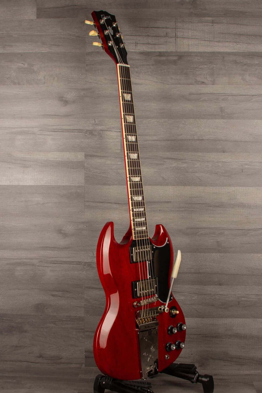Gibson SG Standard 61 Maestro vibrola - Vintage Cherry | MusicStreet