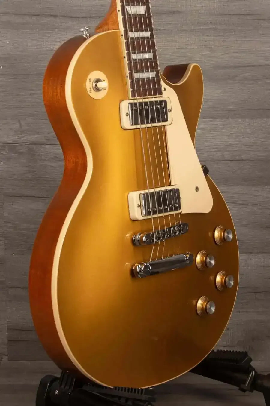 Gibson Les Paul Deluxe Electric Guitar - Gold Top