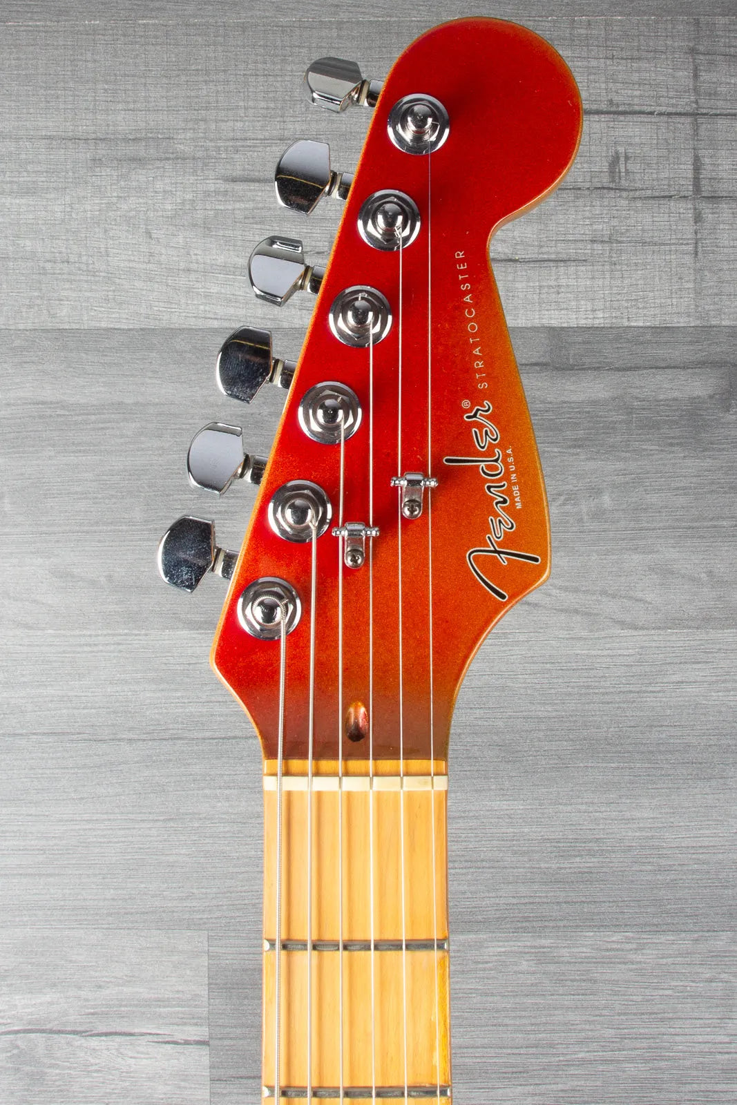 USED - 1995 Fender  American Standard Stratocaster, Maple Fingerboard, Candy Apple Red