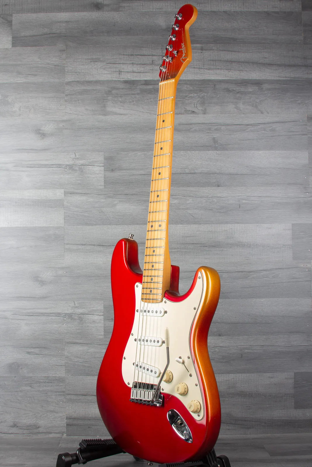 USED - 1995 Fender  American Standard Stratocaster, Maple Fingerboard, Candy Apple Red