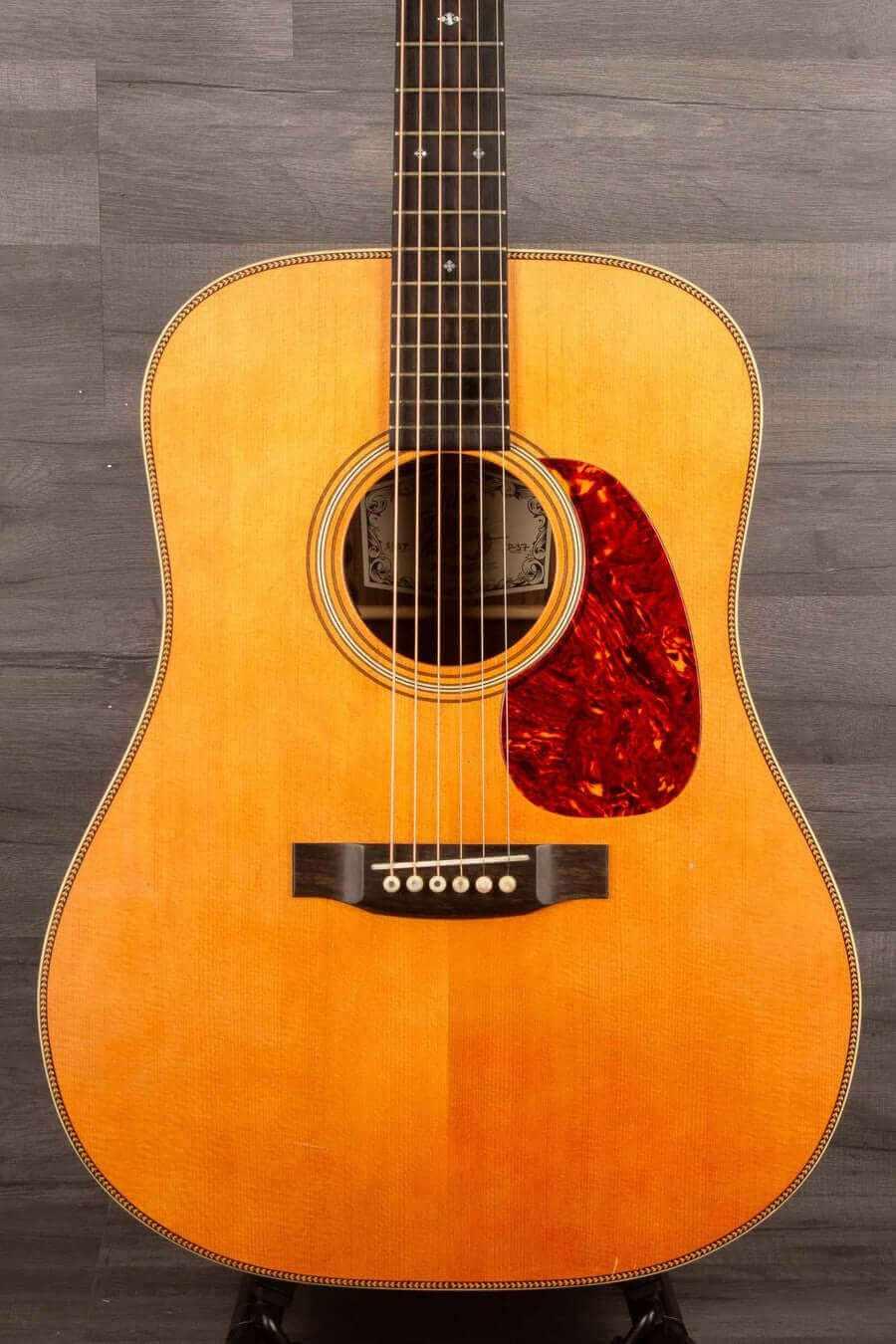 USED - Atkin D37 Aged Natural with Fishman Matrix Infinity Blend pickup