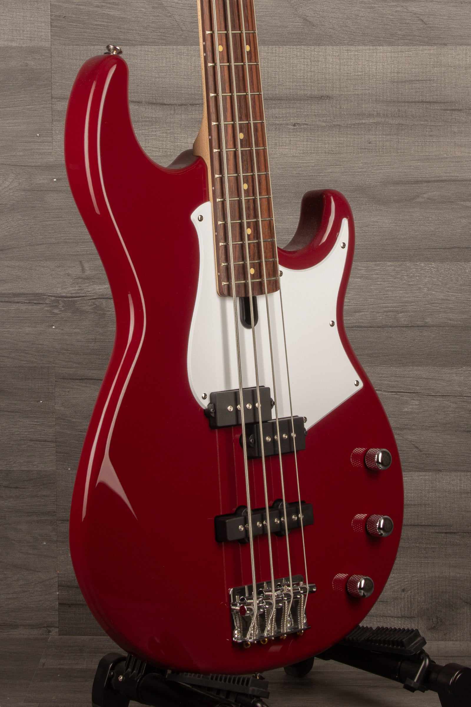 Yamaha BB234 Bass - Raspberry red