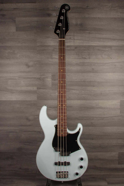 Yamaha BB434 Bass Ice Blue