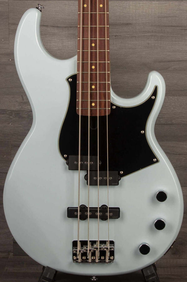 Yamaha BB434 Bass Ice Blue