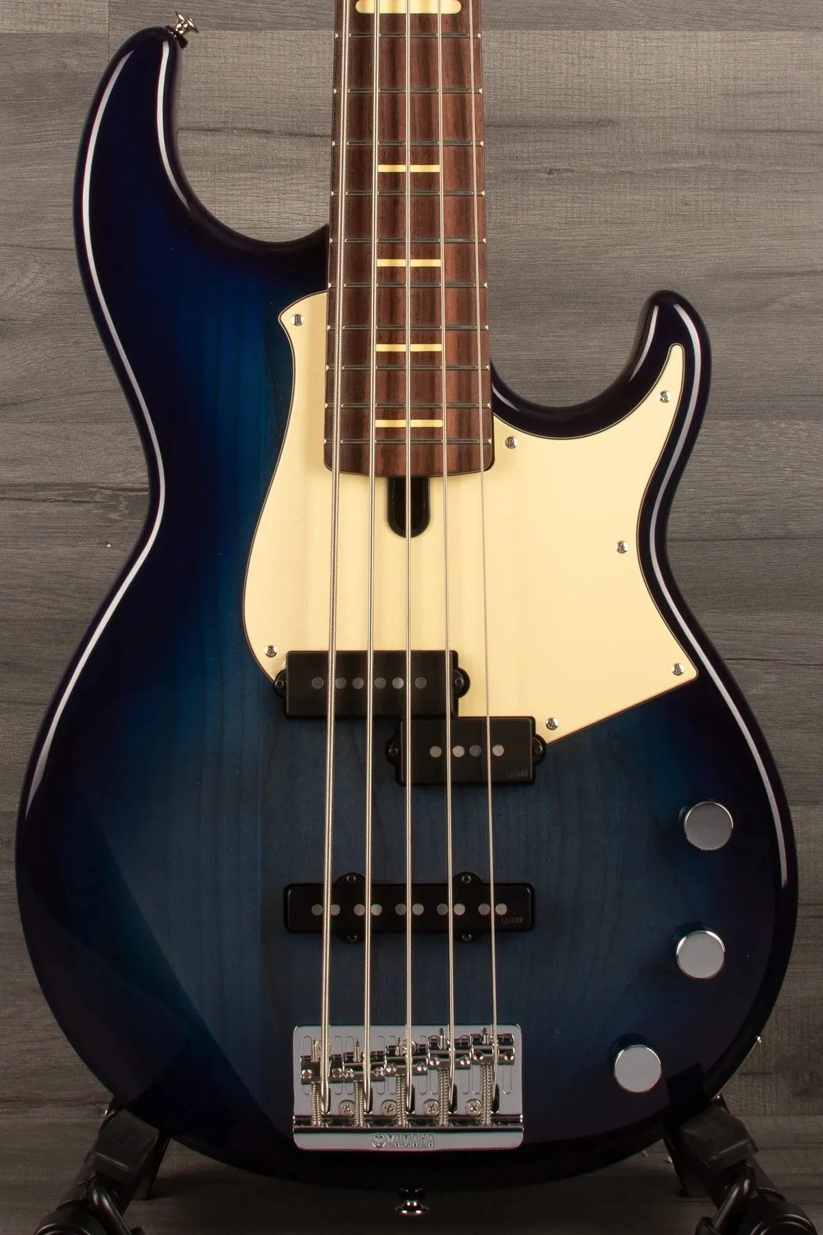Yamaha BB P35 Pro Series 5-String Bass Guitar - Moonlight Bllue