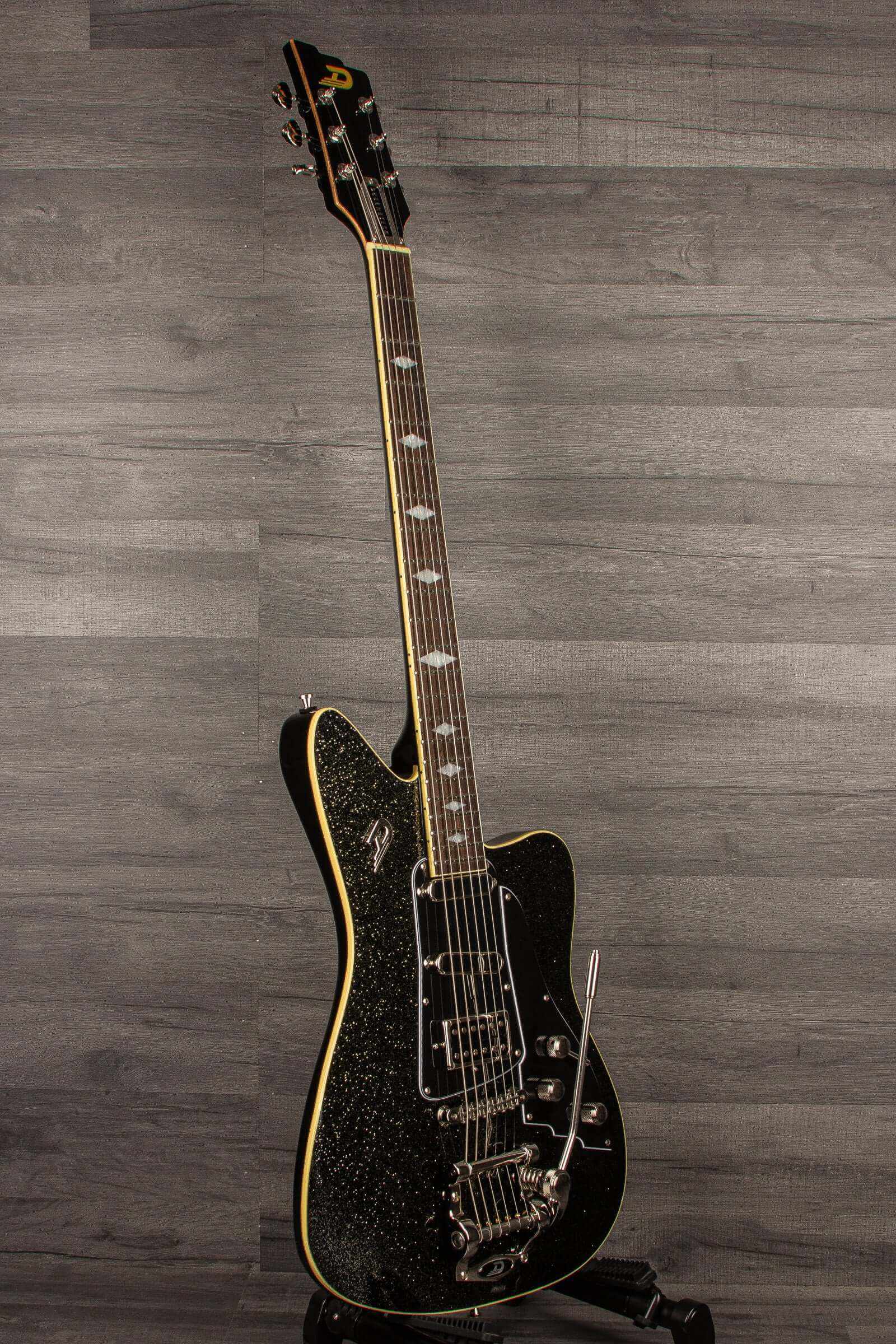 Duesenberg Paloma Black sparkle Electric Guitar Incl. gig bag