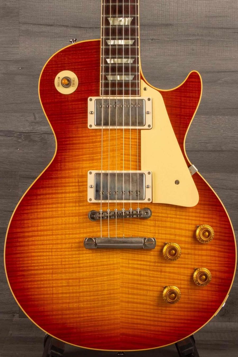 USED Gibson Murphy Lab Ultra Light Aged '59 Les Paul guitar in Royal tea burst finish, showcasing Mahogany neck and Rosewood fingerboard.