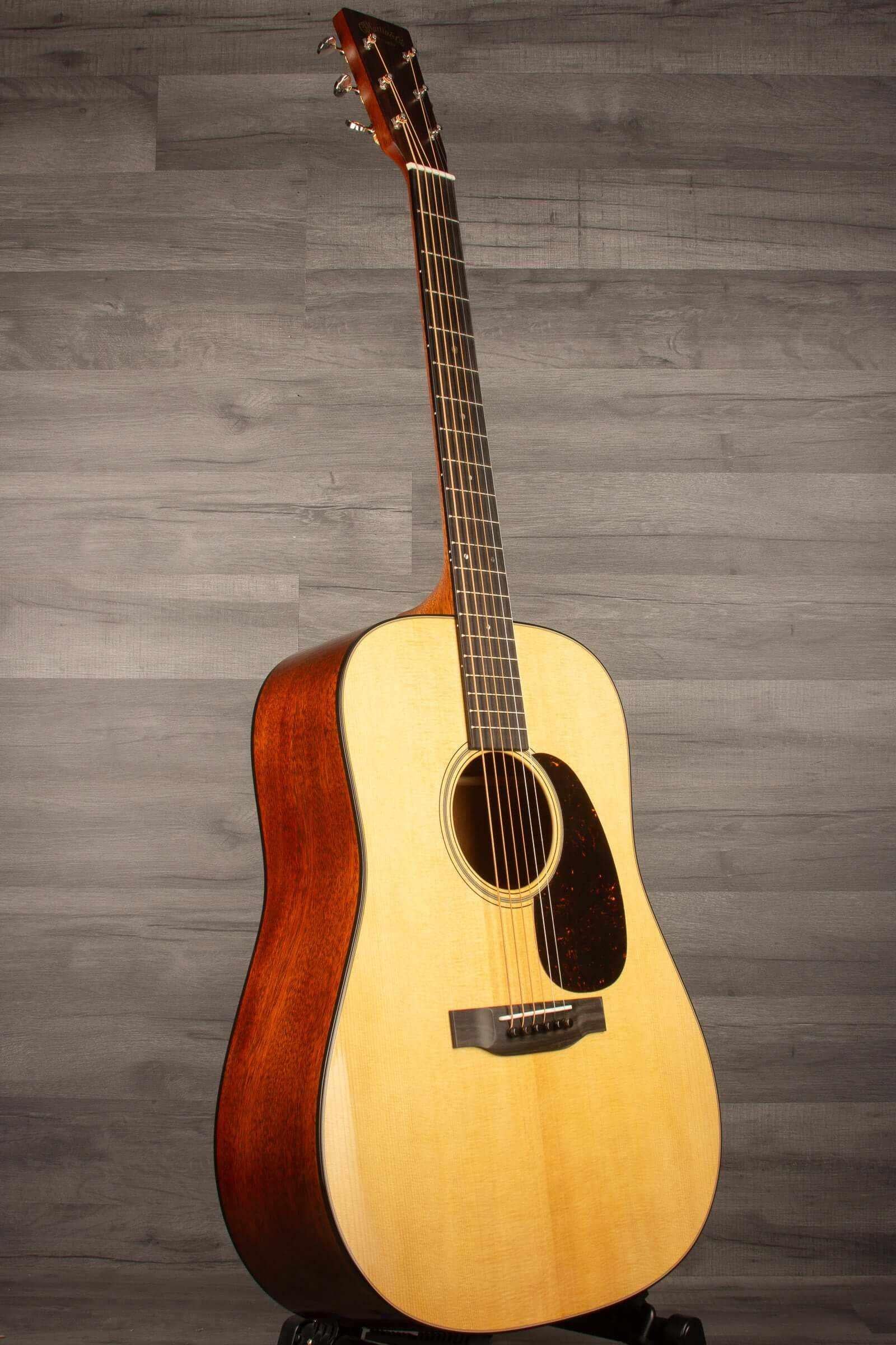 Martin D-18 Acoustic guitar