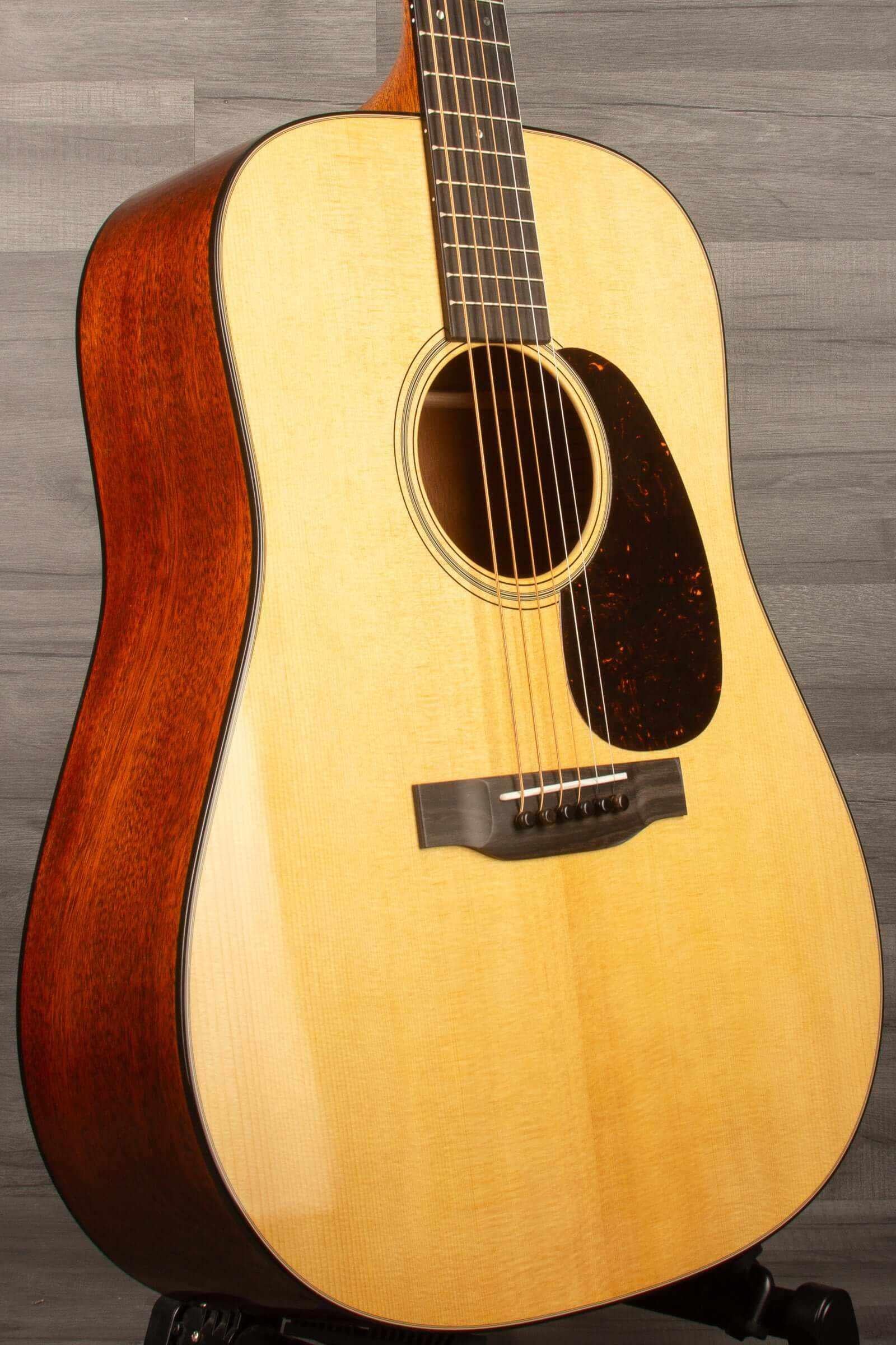 Martin D-18 Acoustic guitar