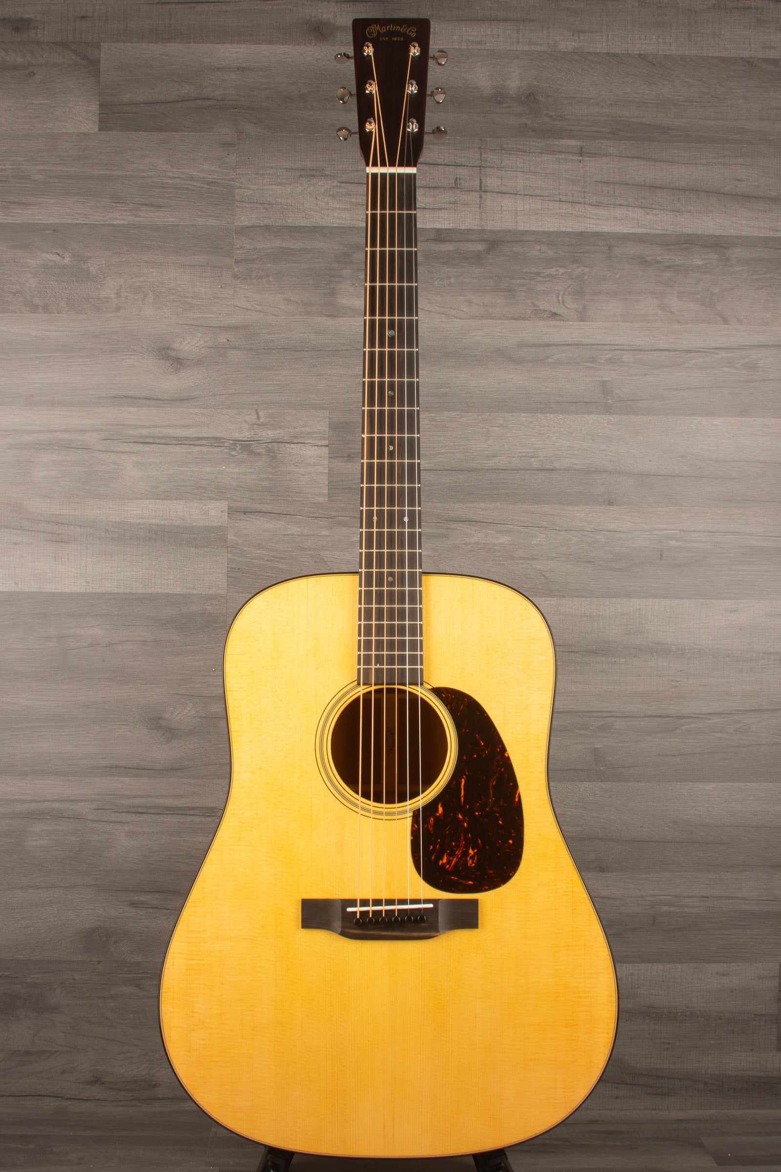 Martin D-18 Acoustic guitar - Musicstreet