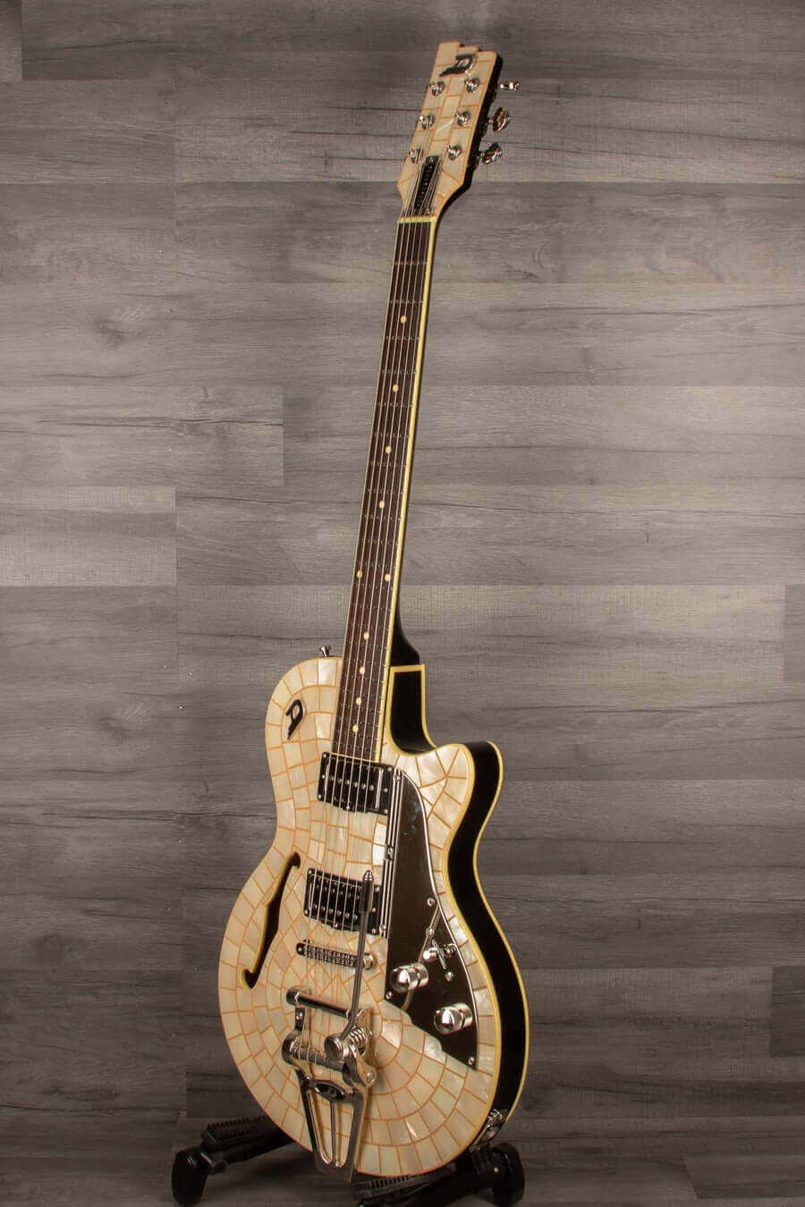 Duesenberg Starplayer Tv Electric Guitar Ice Pearl With Hard Case