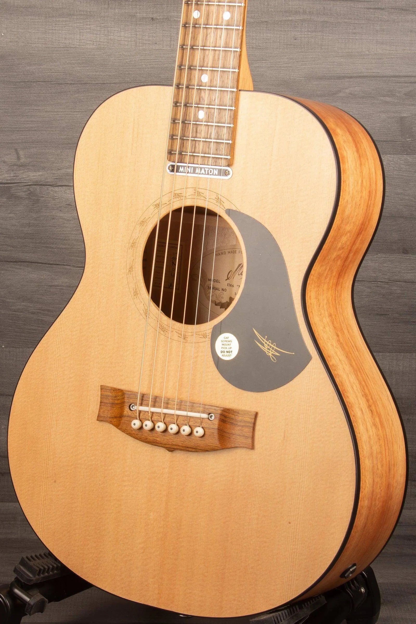 Maton EM-6 - Acoustic Guitar