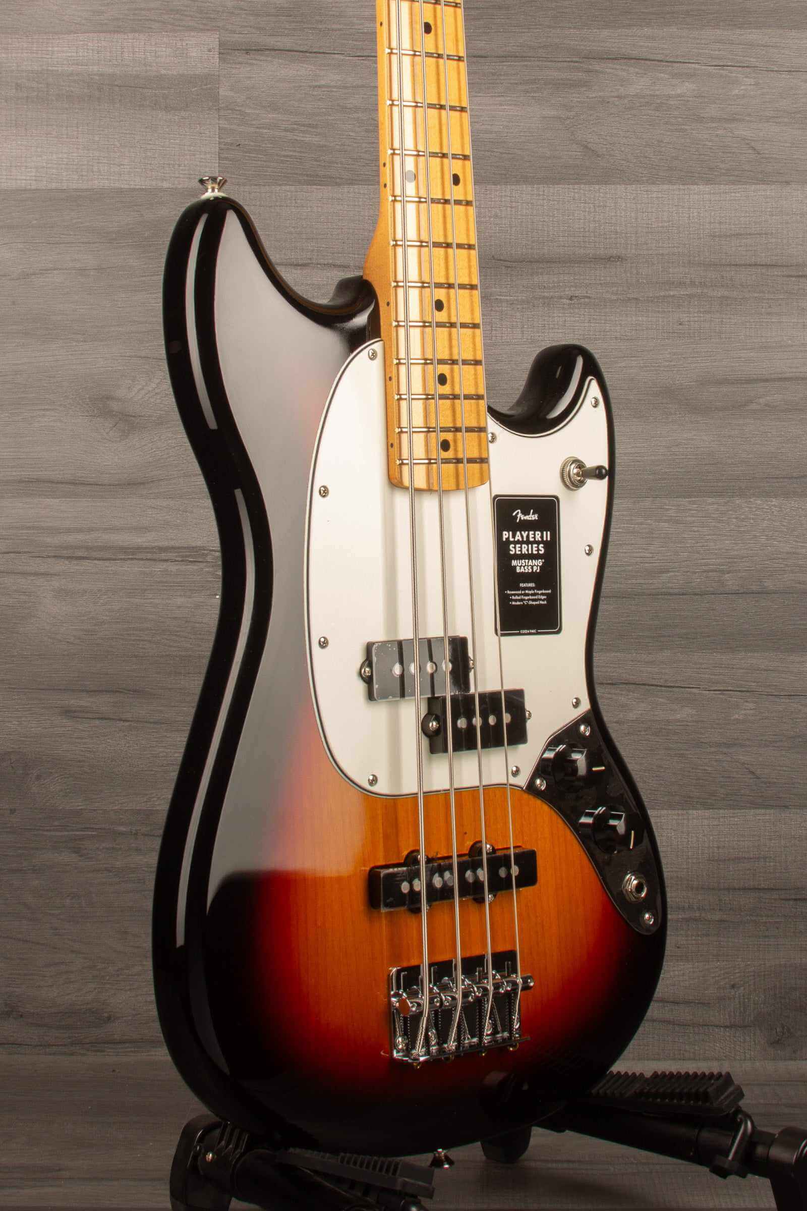 Fender Player II PJ Mustang