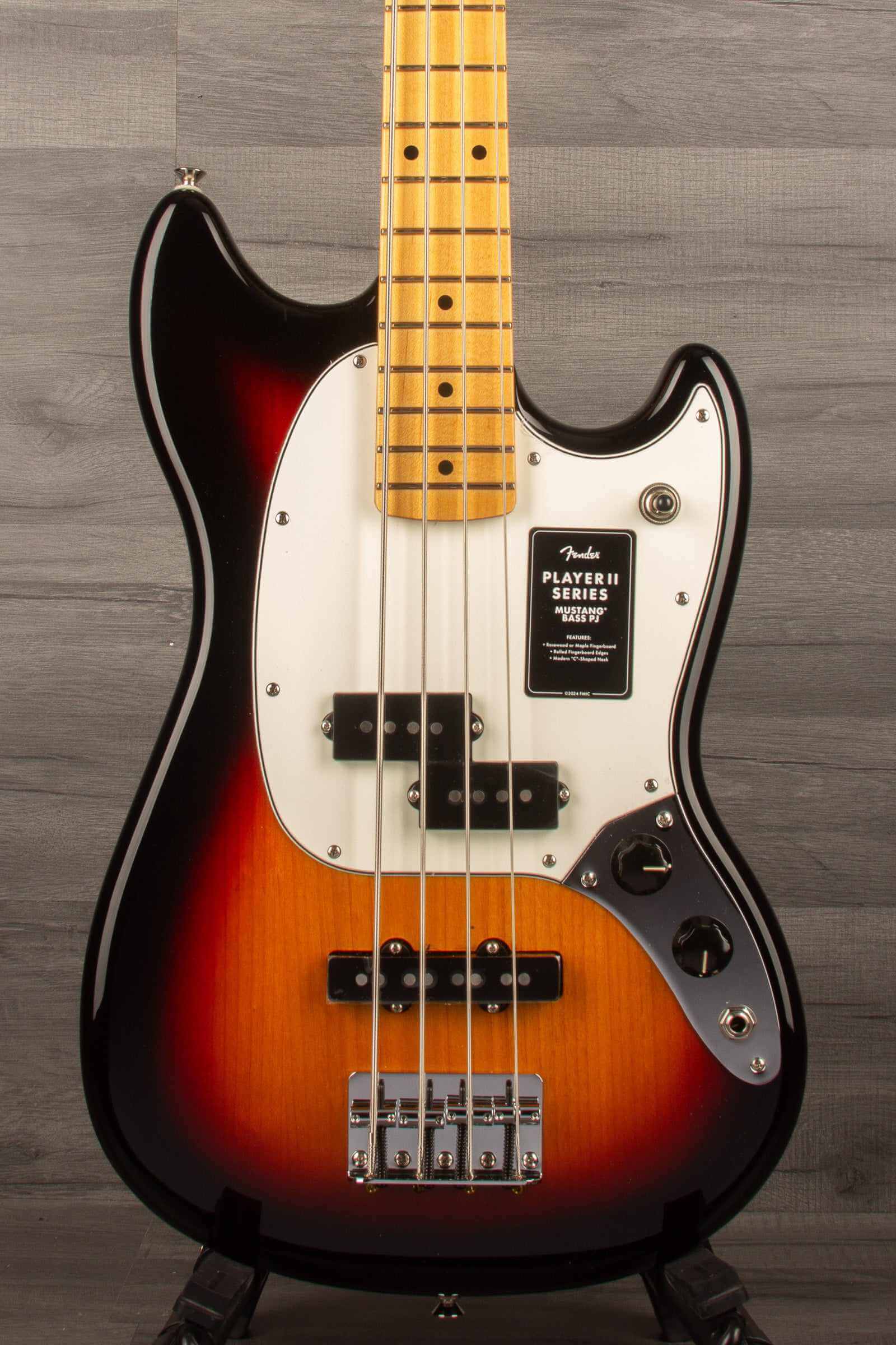 Fender Player II PJ Mustang