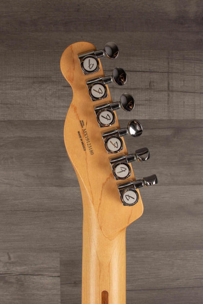 USED - Fender Deluxe Telecaster Thinline, Maple Fingerboard, Candy Apple Red