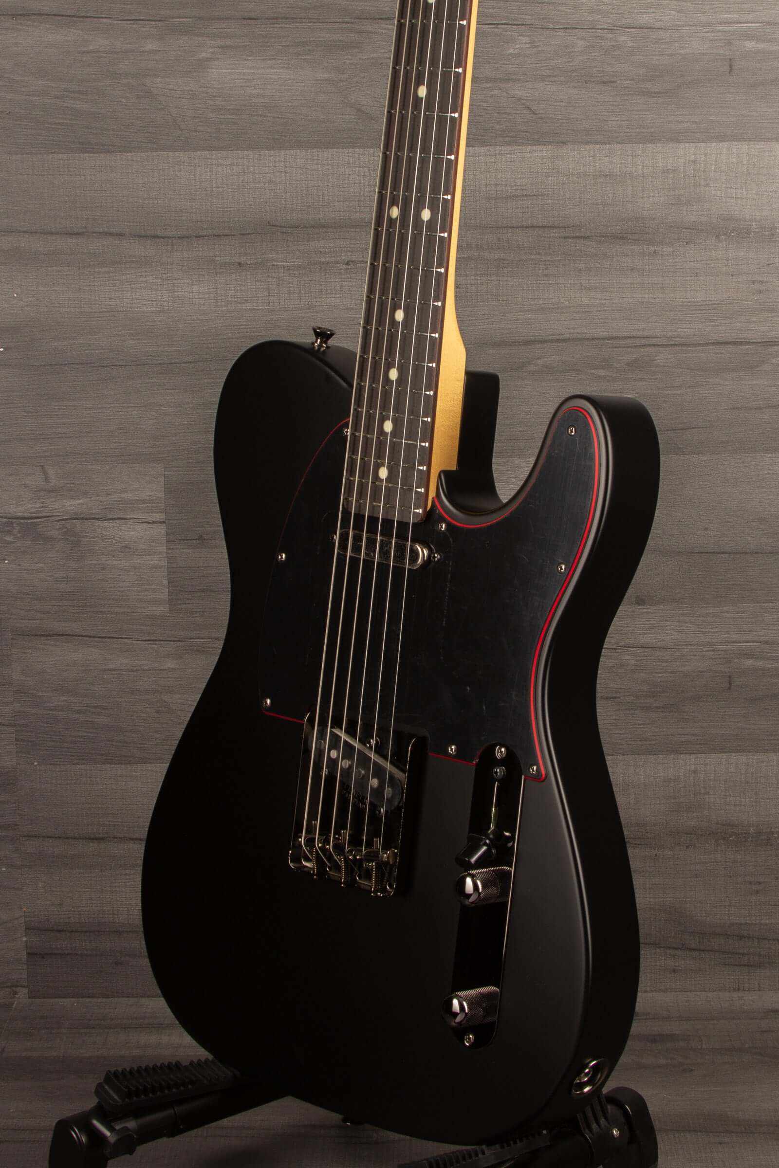 Fender Limited Hybrid II Telecaster® Electric Guitar - Noir, Rosewood Fingerboard, Black (Made in Japan)