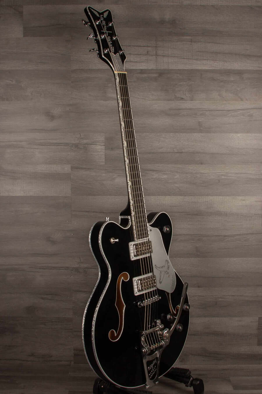 G6636TSL Players Edition Silver Falcon™ Hollow Body Electric Guitar with String-Thru Bigsby® - Black