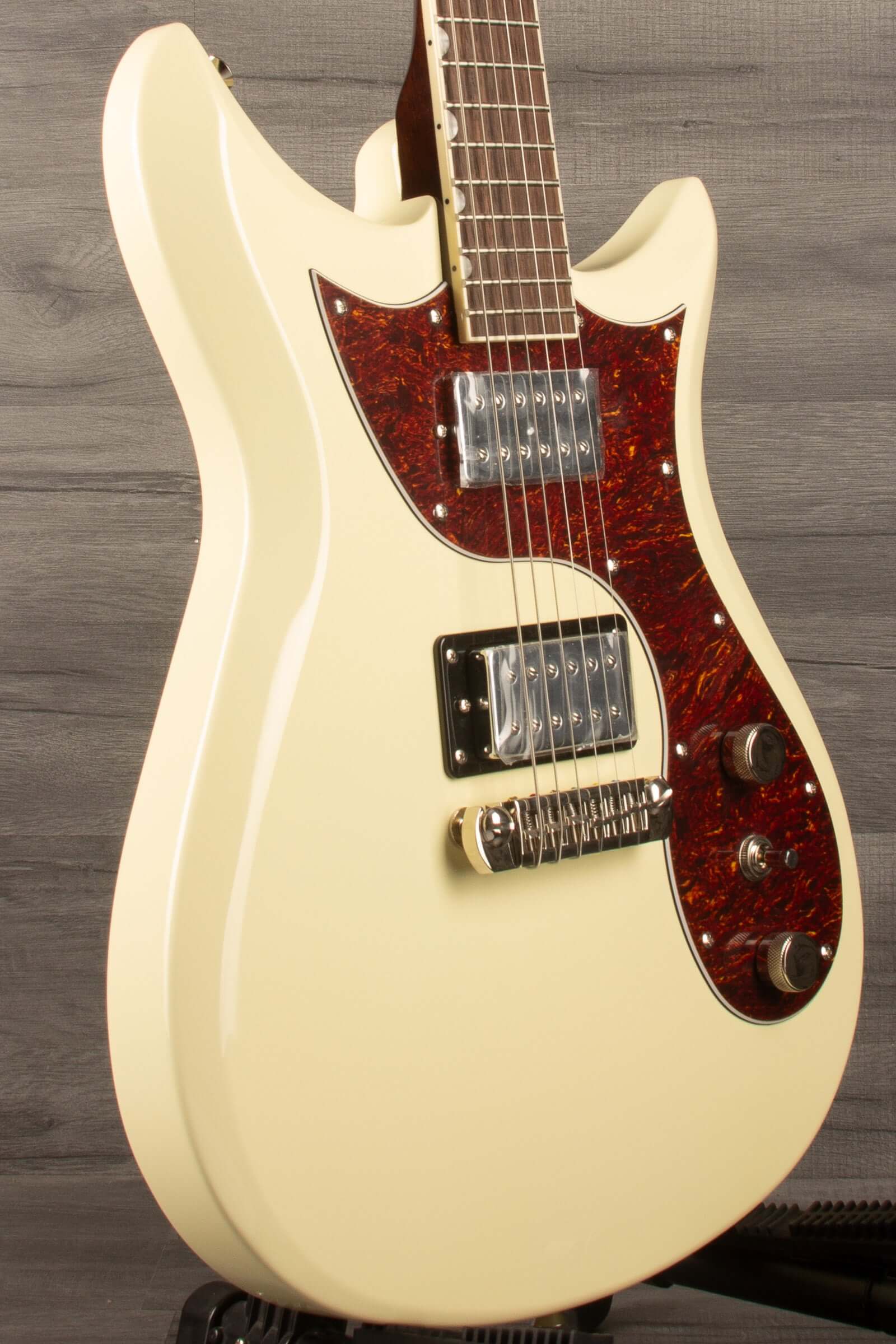 Gretsch  Electromatic® CVT Double-Cut with Wraparound, Laurel Fingerboard, Vintage White