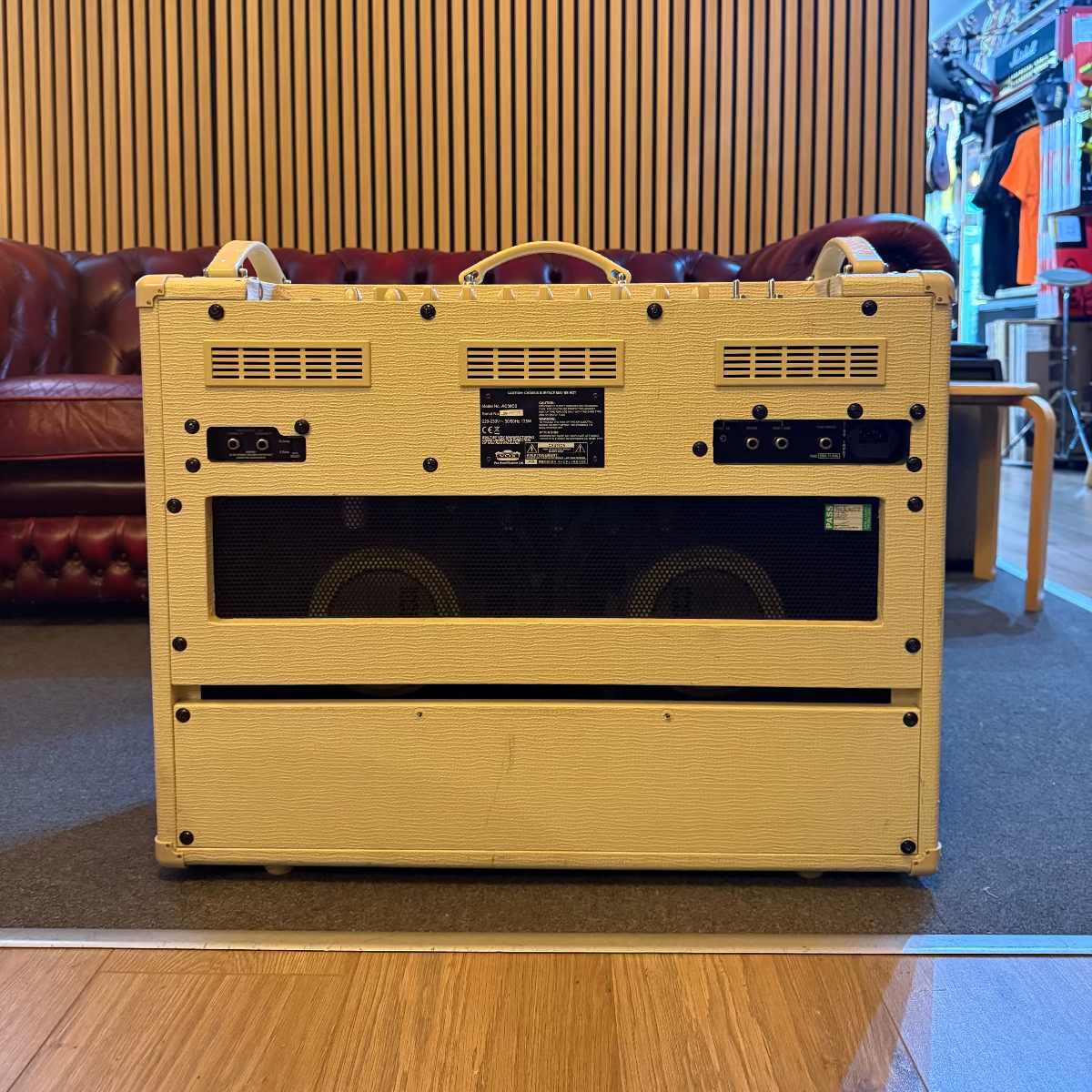 USED - Vox Guitar Amplifier - AC30C2 White