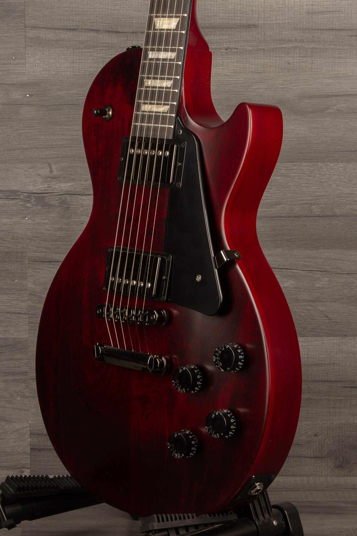 Gibson Les Paul Modern Studio, Satin Wine red - MusicStreet