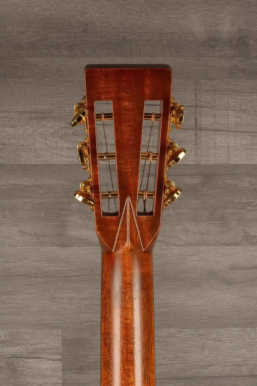 Martin 00-28 Modern Deluxe 12 Fret Acoustic Guitar