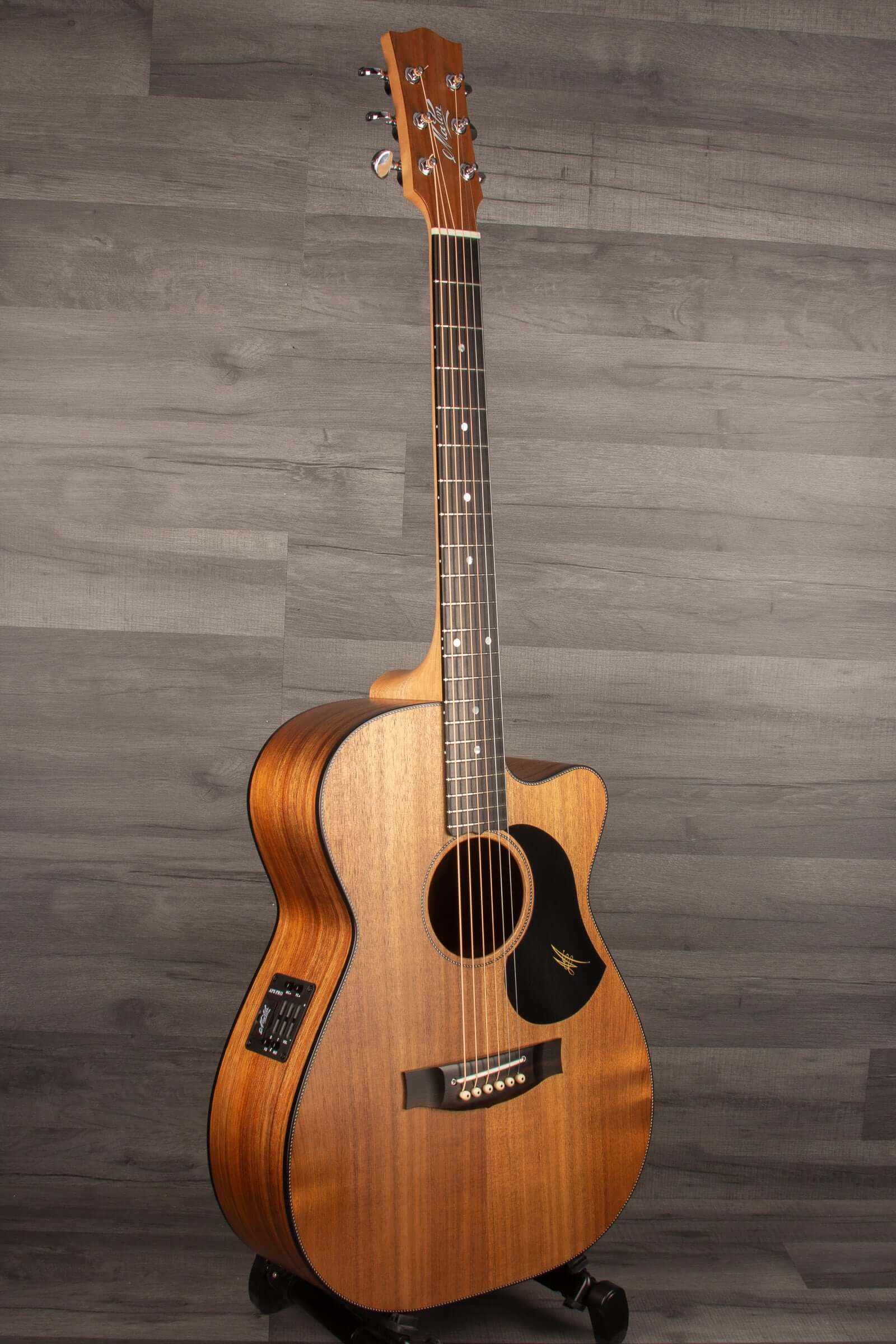 *B Stock - Maton EBW808C Blackwood