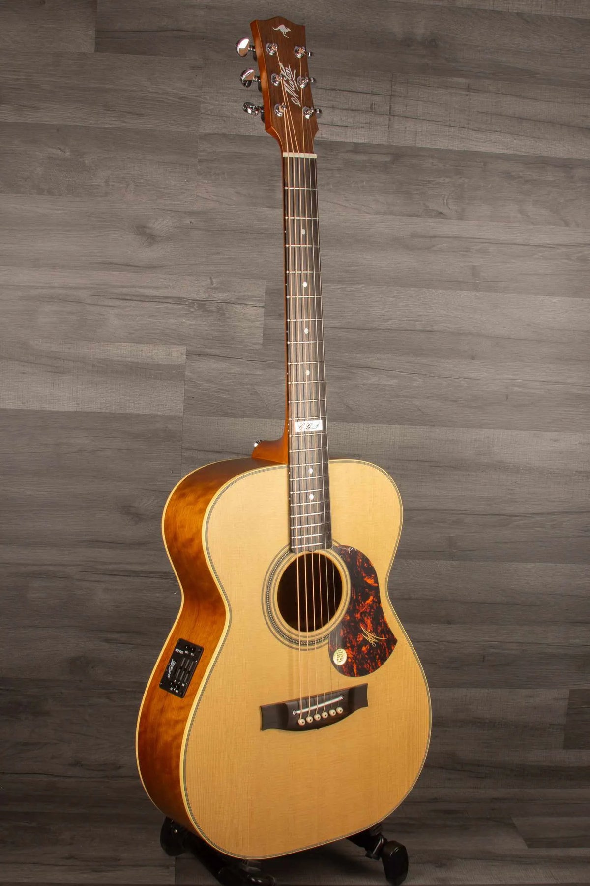 Maton EBG808TE Tommy Emmanuel Signature Acoustic Guitar