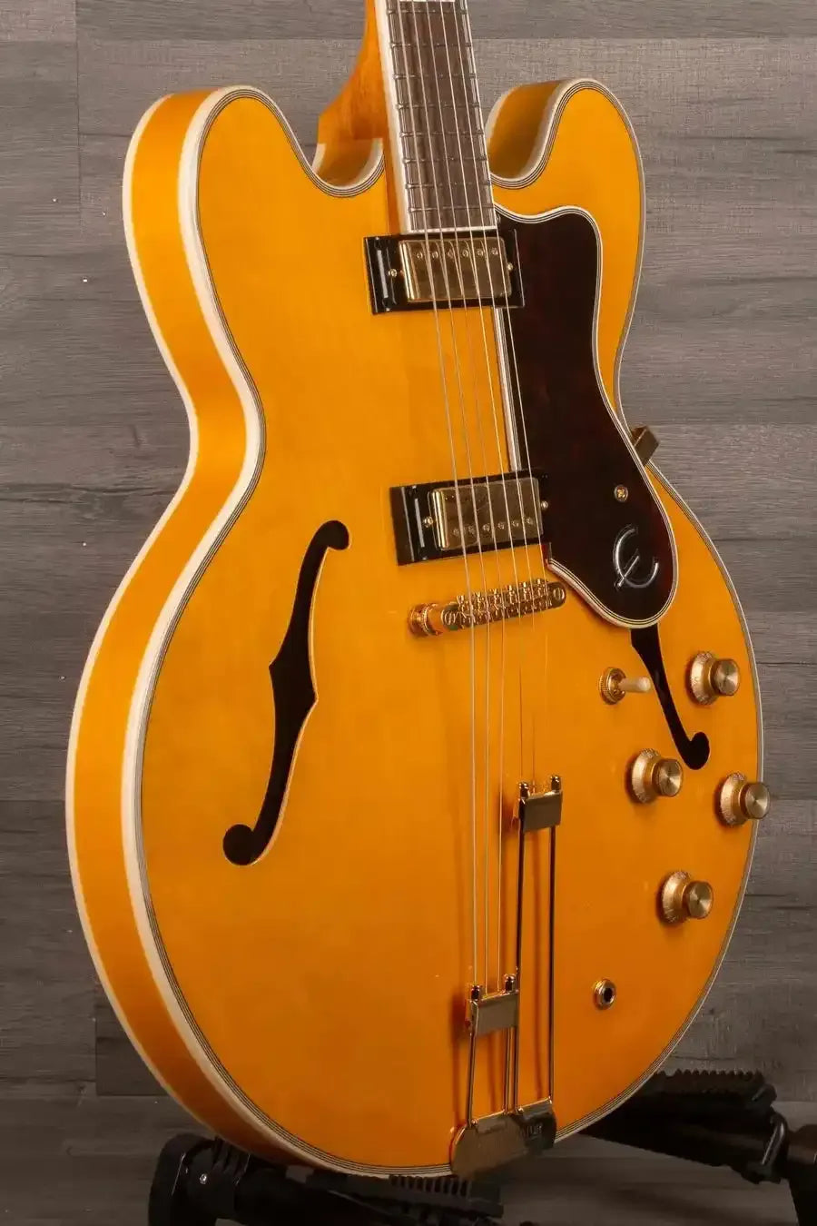 Epiphone Sheraton Electric Guitar - Natural (Incl. Premium Gig Bag)