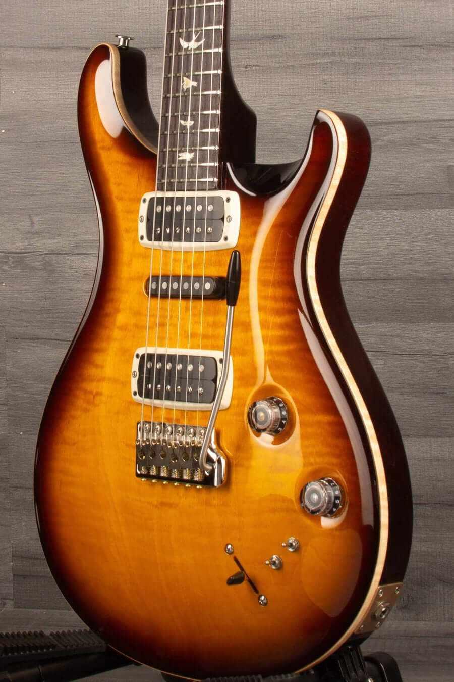 PRS Modern Eagle V Electric Guitar - Black Sunburst
