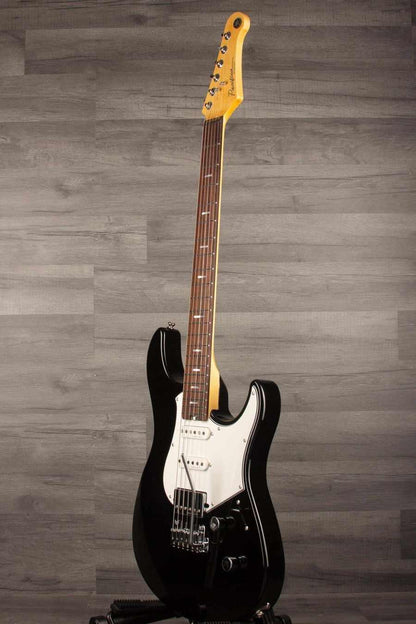 Yamaha Pacifica Professional