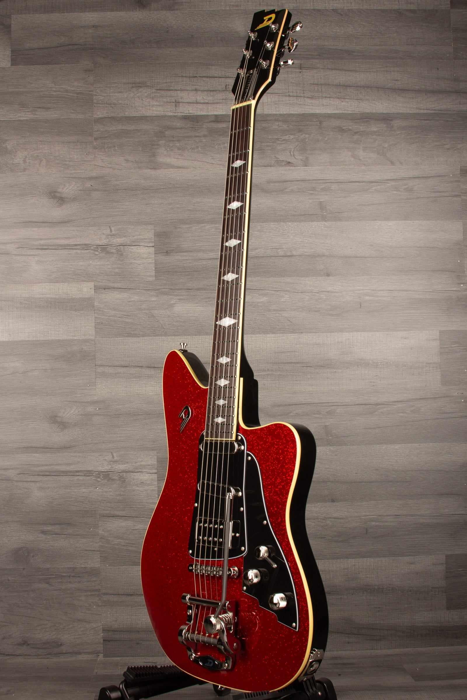 Duesenberg Paloma Red Sparkle Electric Guitar (Includes Hard Case)